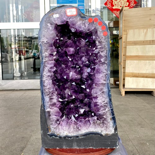 11lb large natural amethyst - natural,