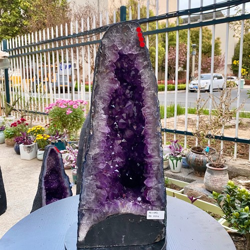 44lb natural amethyst geode - 44lb,