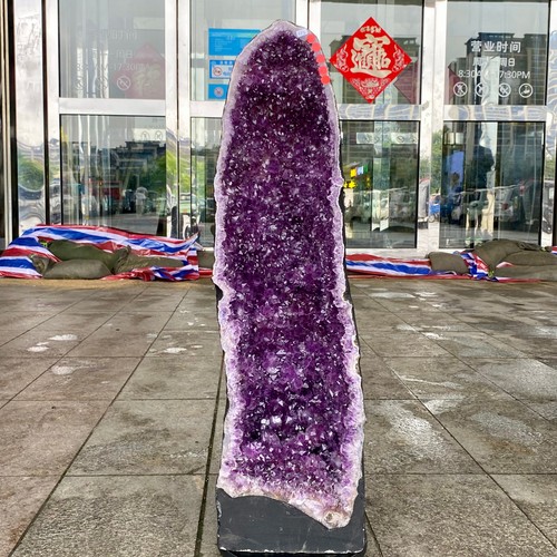 2lb large natural amethyst - 82.2lb,